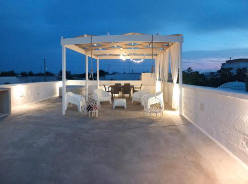 Specchiarica House | Casa MANA