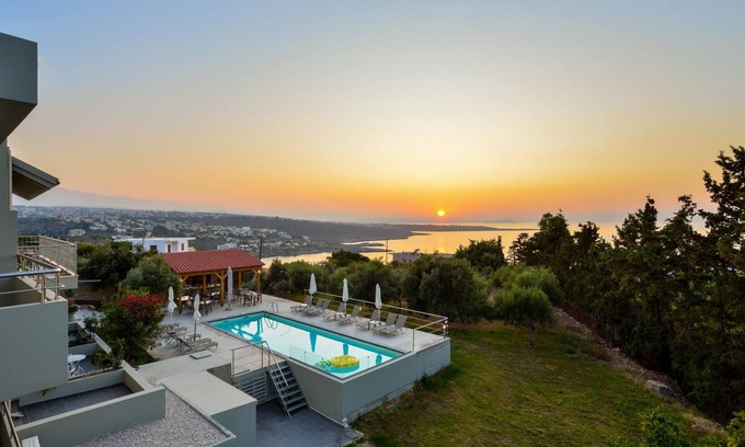 Chorafakia Hotel | Casa Manolesos