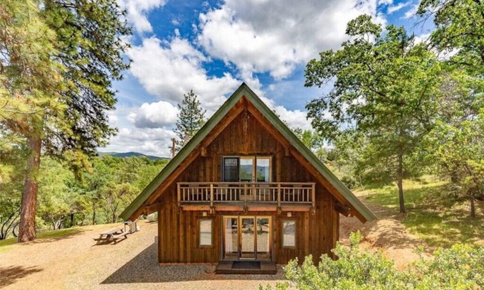 Midpines House | Casa Manzanita in Midpines! 26 miles to Yosemite!
