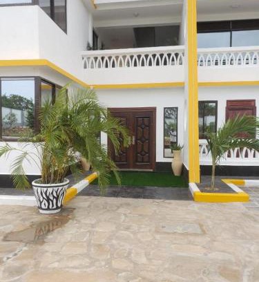 Diani Beach Apartment | Casa Marabella A2