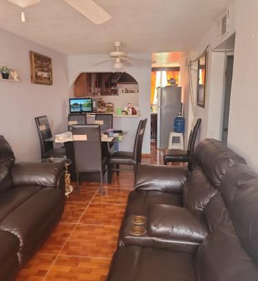 Juarez Municipality House | Casa Mary