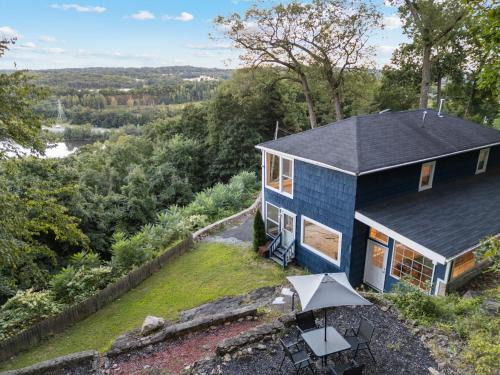 Suffern House | Casa Mattia 4BR Luxury Mountain Home