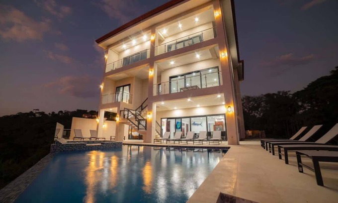 Jaco House | Casa Maverick Los Suenos Resort