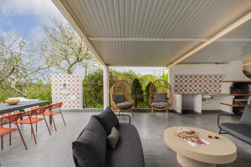 Santiago do Cacem House | Casa Moinho by Olala Homes