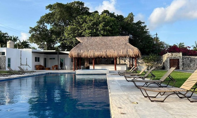 Alfredo V. Bonfil House | Casa Muranta