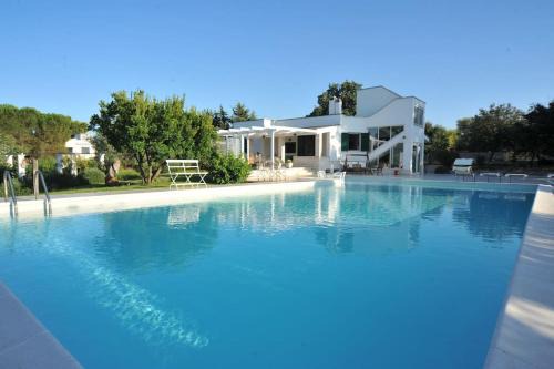 Polignano a Mare Villa | CASA NEL VERDE CON GIARDINO E PISCINA PRIVATA