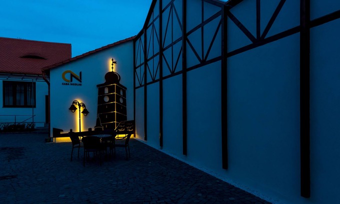 Historic Center Apartment | Casa Nicolae Luxury Suites