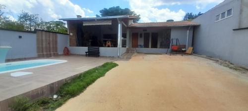 Abadiania House | Casa no lago com piscina