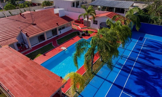 Cancun Villa | Casa Privada con piscina y cancha de tenis