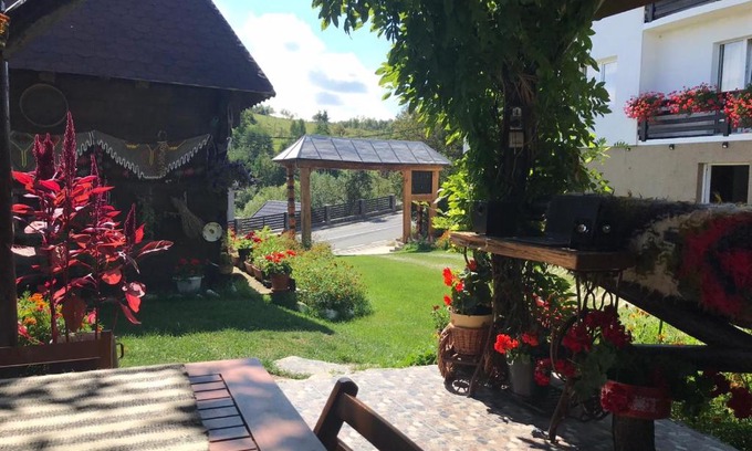 Calinesti House | Casa Relax