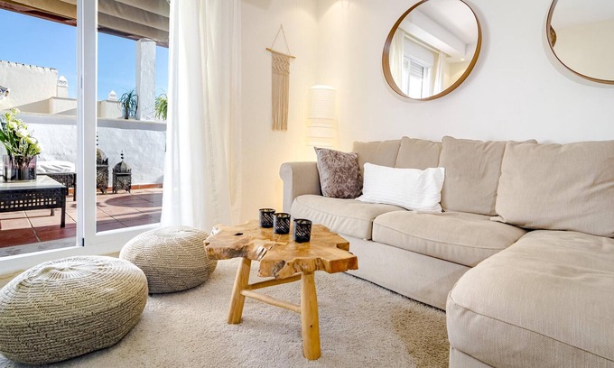 Marbella Apartment | Casa Royal by Roomservices