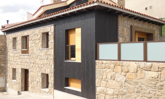 Robledondo Ski Chalet | Casa Rural A Ritmo De Burro