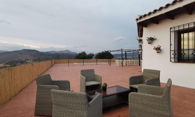 Casabermeja Villa | CASA RURAL MIS NIÑAS
