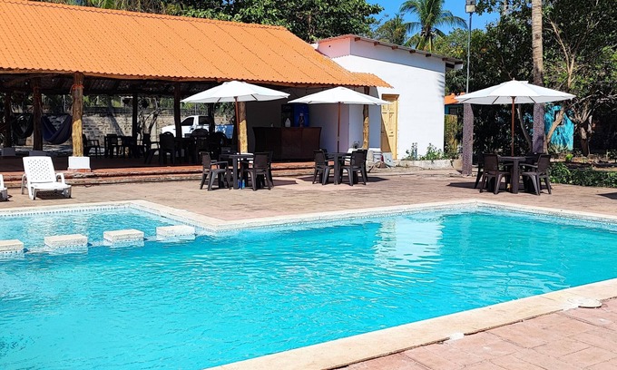 La Libertad Hotel | Casa Santa Emilia @StaysbyMESER Room #2