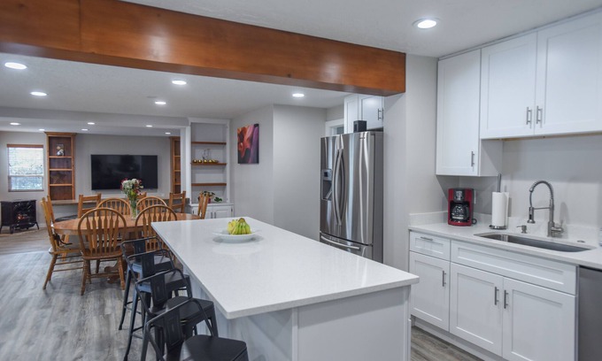 Canyon Rim House | Casa Santa Inn 4 bedroom: 3 bathrooms