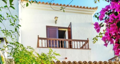 Chayofa Ski Chalet | Casa Sarita - well maintained house in Chayofa with Pool
