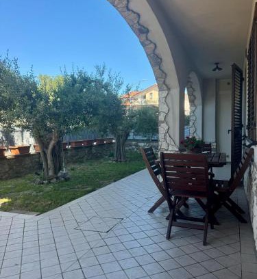 Passignano sul Trasimeno House | Casa vacanze - I due ulivi- passignano sul Trasimeno