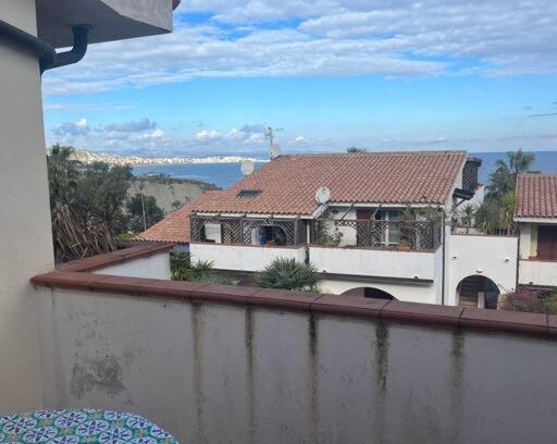 Crotone House | Casa vacanze a 100m dal mare.