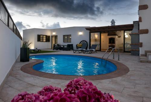 Mancha Blanca House | Casa Valeria