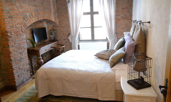 Brasov City Centre Apartment | Casa Veche