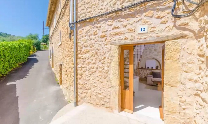 Mancor de la Vall Ski Chalet | Casa Vella (vall Petit) - House With Free Wifi