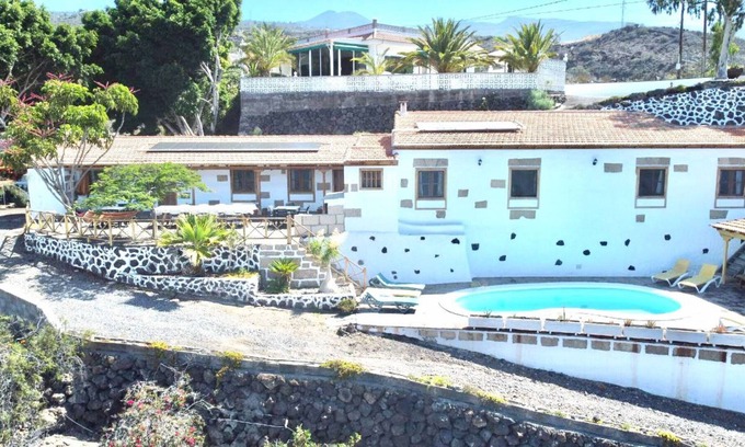 Guia de Isora Cottage | Casa vista al mar,piscina compartida,Wifi y jardin