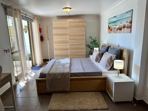 Cascais Apartment | Cascais Quaint Cottage