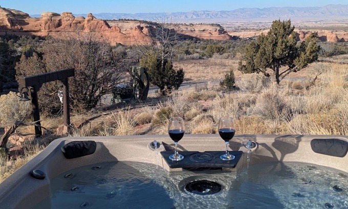 Mesa County Cabin | Casita in the Canyons, Extreme privacy, locked and gated with spectacular views.