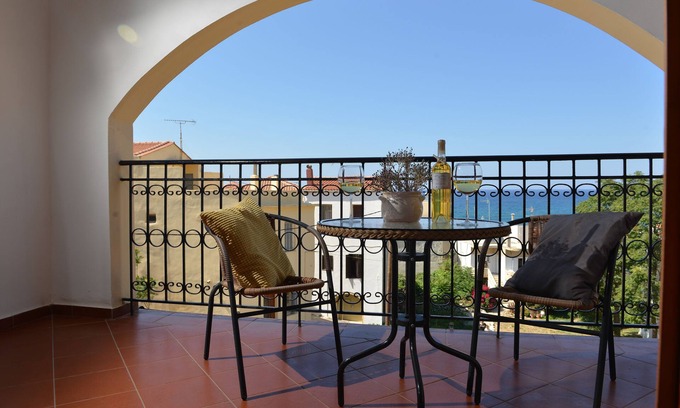 Panormos Apartment | Castello Domus
