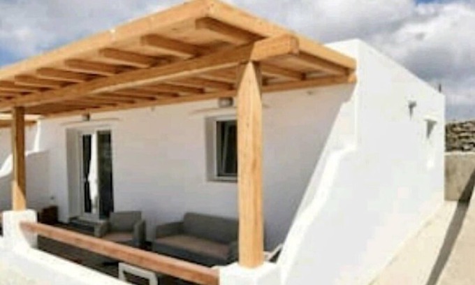 Platis Gialos House | Casterly Rock by Alpha Living