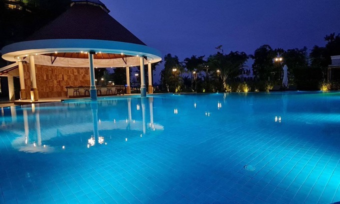 Kampot Resort | CASTLE BAYVIEW RESORT & SPA