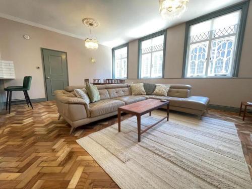 Bury St Edmunds Apartment | Cathedral View Apartment, Flat 4