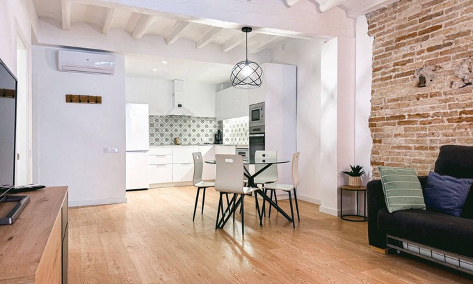 Old Town Apartment | Cavallers by Unik Vacation