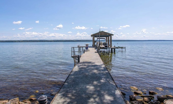 Town of Varick House | Cayuga Belle: Gorgeous Cayuga Lake Estate! Fabulous Views!