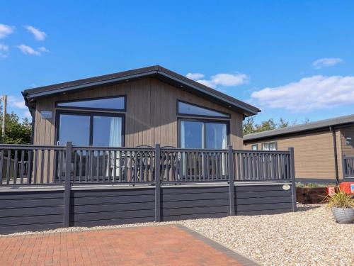 Combpyne House | Cedar 1
