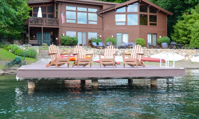 Town of Jerusalem Cottage | Cedar Lodge: Exquisite Timberframe on Keuka Lake