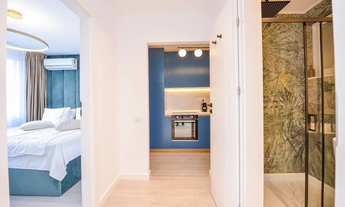 Bucharest City-Centre Apartment | Celeste - One Bedroom Apartment - Next to Victoria Avenue and Cismigiu Park