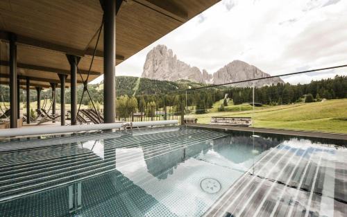 Santa Cristina Val Gardena Hotel | Cendevaves Alpine Silence