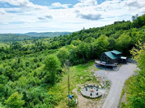 Thornton House | Centennial Way 81, Thornton