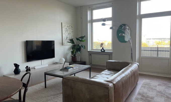 Centrum Apartment | Central Design Apartment - Near Ullevi and Heden with Balcony