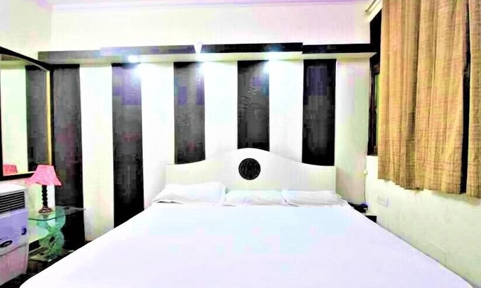 Nizamuddin House | Central Guest House