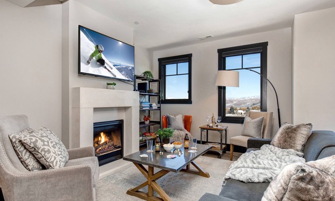 South Snyderville Basin House | Central Location, Outdoor Recreation, Hot Tub +Community Amenities! Park City Blackstone 3827