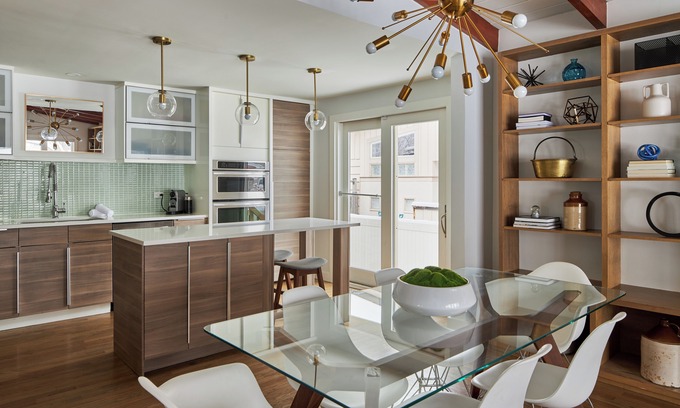 Alta Vista House | Central Modern Retreat Ideal for Families & Groups! Sleeps 7, Pet Friendly