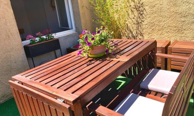 Cite Apartment | Central Narbonne with Rooftop Terrace