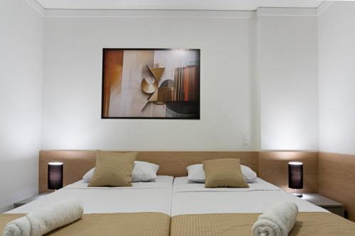 Centro Apartment | Central novo 2 quartos com Ar- Q e F home office