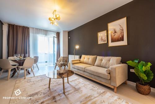 Sector 5 Apartment | Central Spacious Apartment 1006