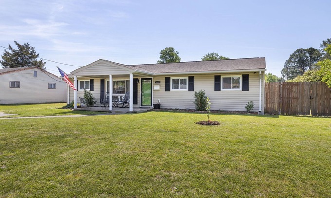 Northwest House | Central VB location.
