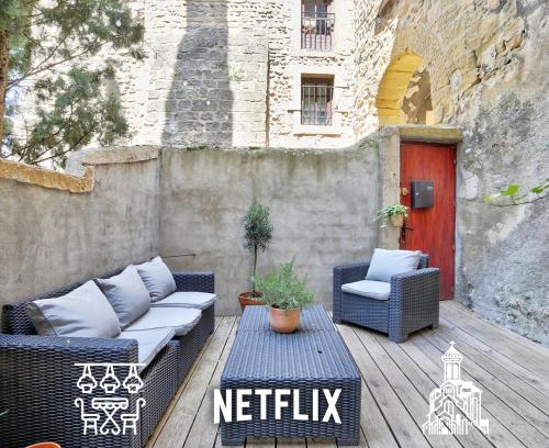 Valence Apartment | Centre Historique - Terrasse - Fraîcheur Naturelle