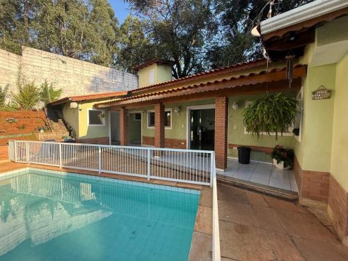 Itatiba House | Chácara com piscina e churrasqueira