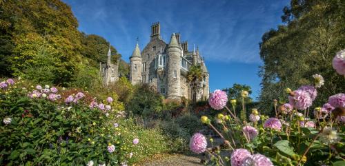 Menai Bridge House | Château Rhianfa